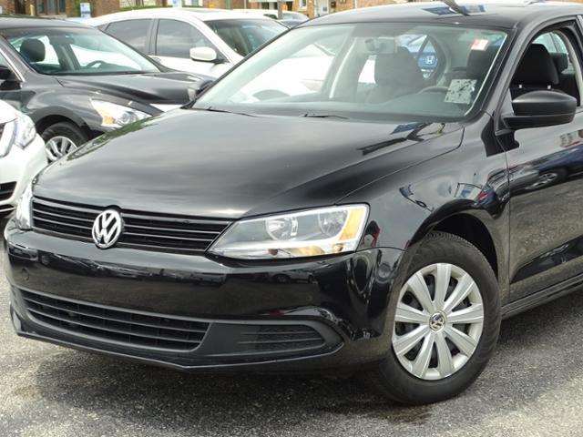 2014 Volkswagen Jetta 4dr Sedan 5M